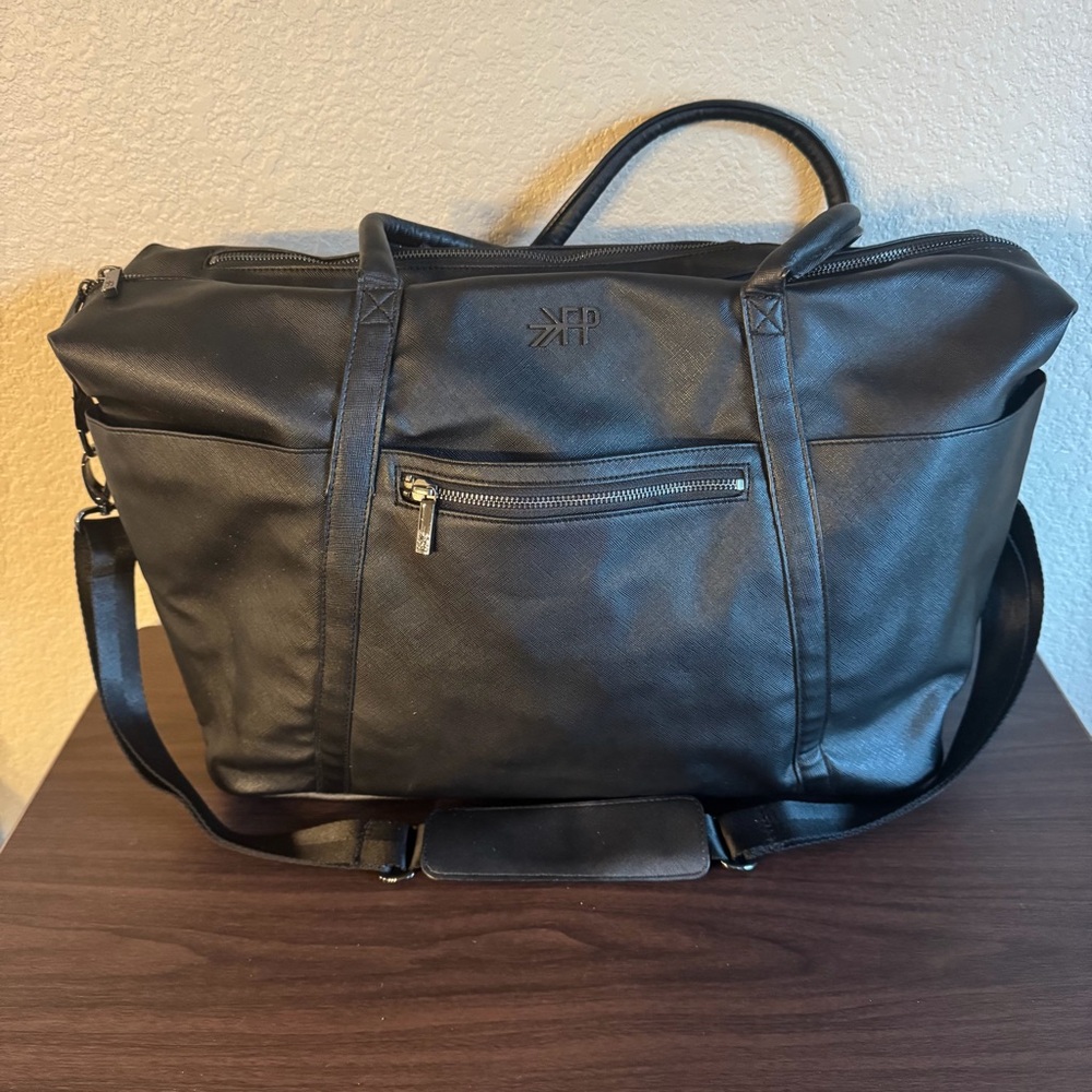 Freshly Picked Classic Diaper Bag Black Vegan Leather Saffiano Travel Tote Mens
